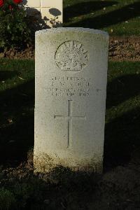 Messines Ridge British Cemetery - Moore, John Hamilton