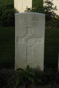 Messines Ridge British Cemetery - Norton, P A