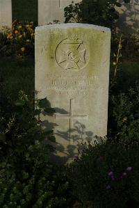 Messines Ridge British Cemetery - Palmer, H J