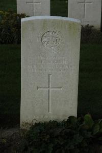 Messines Ridge British Cemetery - Parrish, Alfred