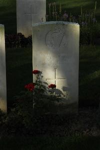 Messines Ridge British Cemetery - Patton, A