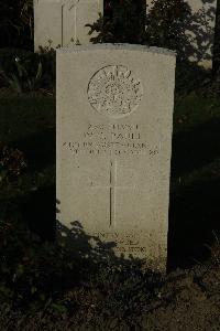 Messines Ridge British Cemetery - Paull, William James