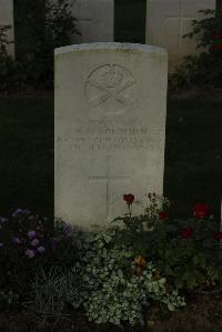 Messines Ridge British Cemetery - Robinson, William Henry