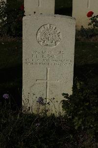 Messines Ridge British Cemetery - Roper, Ives Edward Truscott