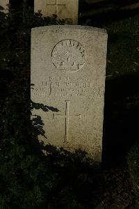 Messines Ridge British Cemetery - Rundle, Henry Charles Ellis