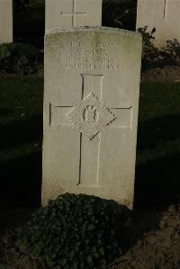 Messines Ridge British Cemetery - Sims, M