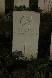 Messines Ridge British Cemetery - Styles, S J