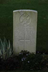 Messines Ridge British Cemetery - Tennant, B