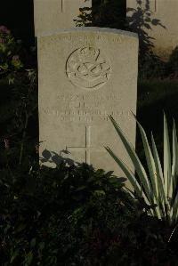 Messines Ridge British Cemetery - Terry, E