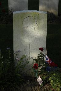 Messines Ridge British Cemetery - Viles, Keith McLean