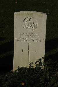 Messines Ridge British Cemetery - Walker, W H