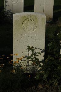Messines Ridge British Cemetery - Waters, George Young