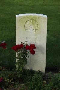 Messines Ridge British Cemetery - West, S H J