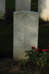 Messines Ridge British Cemetery - Young, Samuel