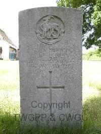 Temple Grafton (St. Andrew) Churchyard - Loxley, C W