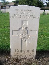 Minturno War Cemetery - Allinson, Herbert