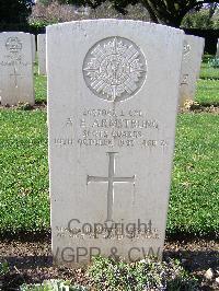 Minturno War Cemetery - Armstrong, Albert Edmond