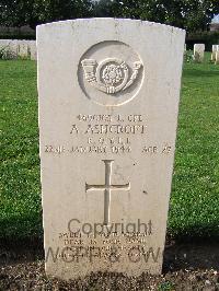 Minturno War Cemetery - Ashcroft, Albert