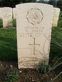 Minturno War Cemetery - Baker, William John