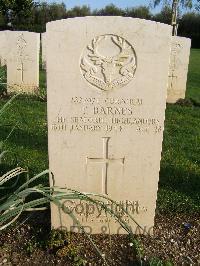 Minturno War Cemetery - Barnes, Thomas