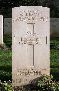 Minturno War Cemetery - Barnes, William Henry