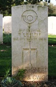 Minturno War Cemetery - Barnett, Leonard Charles