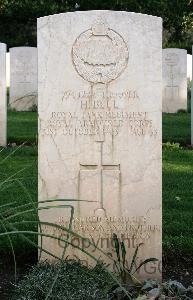 Minturno War Cemetery - Bell, Harry