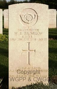 Minturno War Cemetery - Bromelow, William Edward