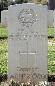 Minturno War Cemetery - Brown, Basil Horace