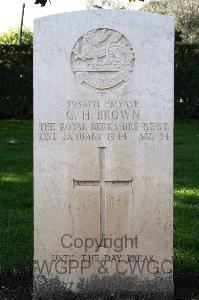 Minturno War Cemetery - Brown, George Henry
