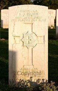 Minturno War Cemetery - Brown, Joseph Douglas
