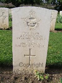Minturno War Cemetery - Casson, John