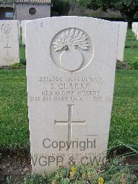 Minturno War Cemetery - Clarke, Stanley