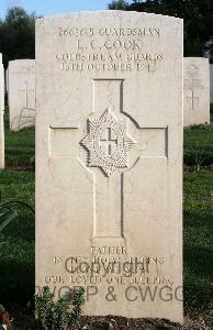 Minturno War Cemetery - Cook, Laurence Charles