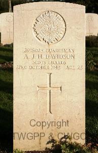 Minturno War Cemetery - Davidson, Alfred John Hill
