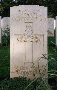 Minturno War Cemetery - Davison, Laurence