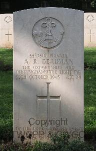 Minturno War Cemetery - Deadman, Arthur Roy