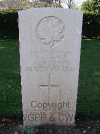 Minturno War Cemetery - Deane, Stewart F.