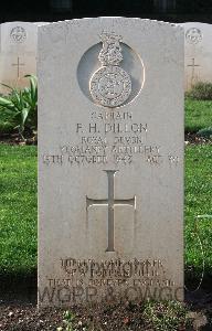 Minturno War Cemetery - Dillon, Frederick Hugo