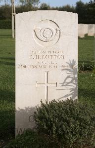 Minturno War Cemetery - Dutton, Charles Henry