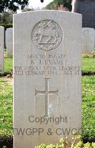 Minturno War Cemetery - Evans, Roy John
