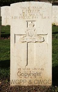 Minturno War Cemetery - Ferrer, Edward