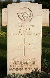 Minturno War Cemetery - Gale, Alfred
