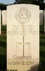 Minturno War Cemetery - Gaylard, James William