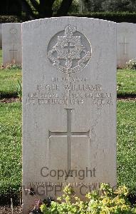 Minturno War Cemetery - Gee-Williams, Paul