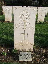 Minturno War Cemetery - Gormley, John