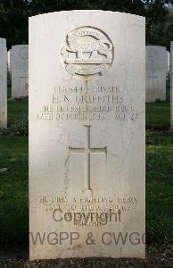 Minturno War Cemetery - Griffiths, Harry Norman