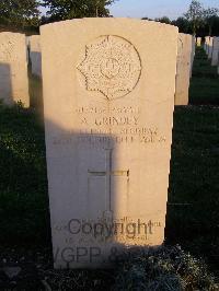 Minturno War Cemetery - Grindey, Albert