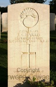 Minturno War Cemetery - Harris, Frederick Chilver
