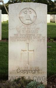 Minturno War Cemetery - Harris, William Robert